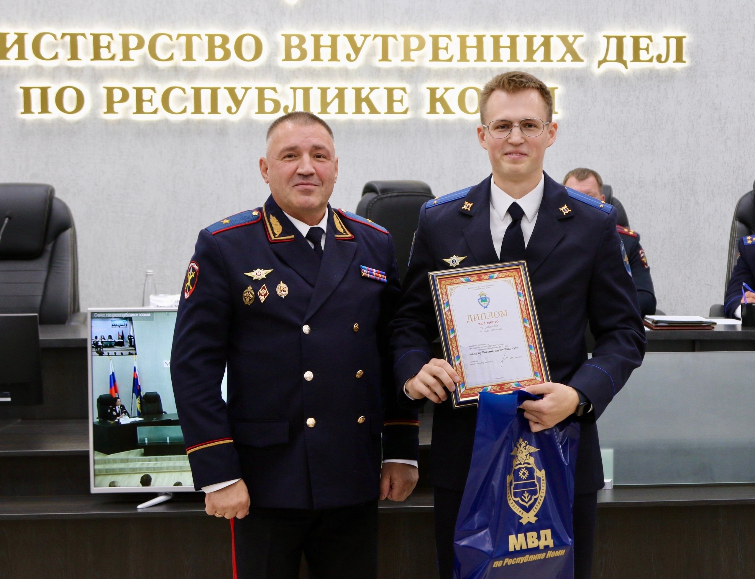 Молодые сотрудники МВД из Сыктывдина - среди лучших в республике.